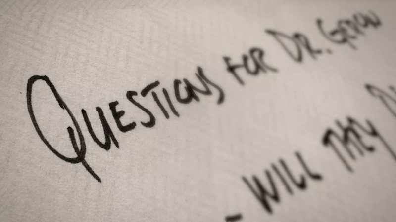 Are breast implants decompressible?