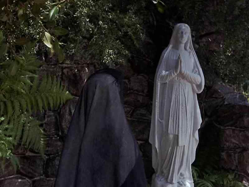 Are we dismissed, Reverend Mother? - Yes