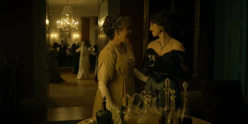 Are you enjoying yourself? - Yes, Mother