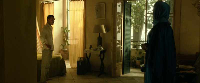 Are you going somewhere? - I'm leaving