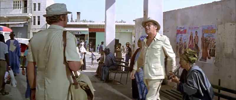 Are you heading for the hotel? - Yes ... I am