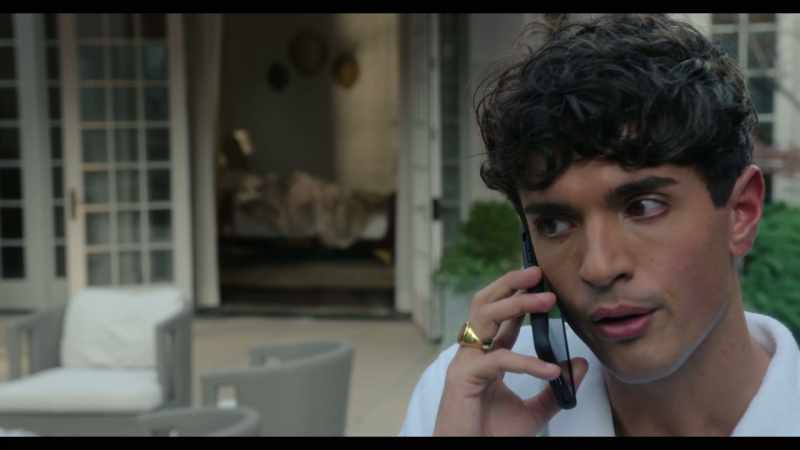 Are you with Anna? - Yeah