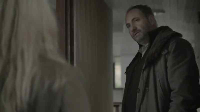 Aren't you coming in? - Didn't you hear what she said?