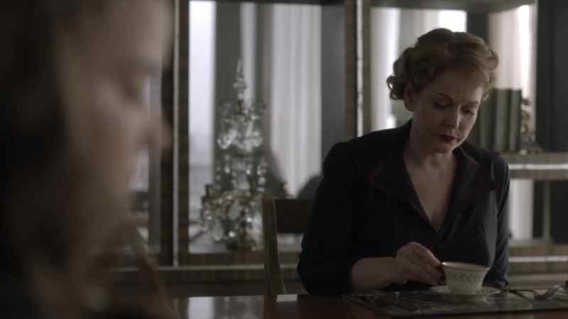 Aren't you going to eat your grapefruit, Jennifer?
