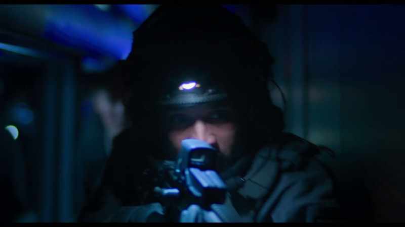 Armed police! Hands in the air!