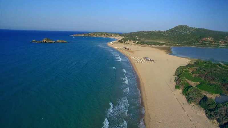 As high temperatures send people flocking to the southern coastline