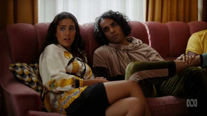 As if it's not enough seeing Munia at lame family stuff