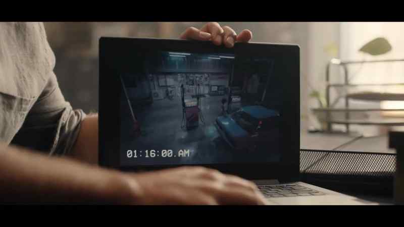 At 1.16 she went to a service station
