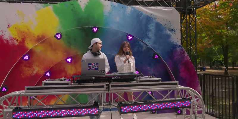At exactly 3 o'clock, DJ Union Max