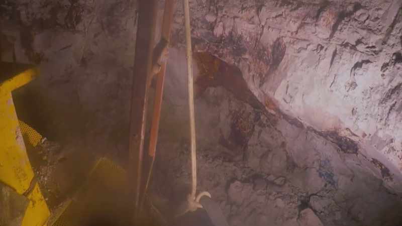 At the bottom, Mick can see just how unstable the broken ground is
