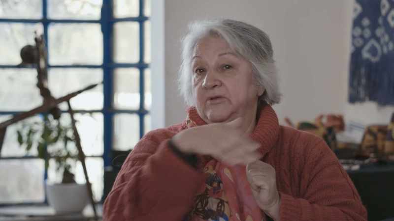 At the corner of Elena Blanco