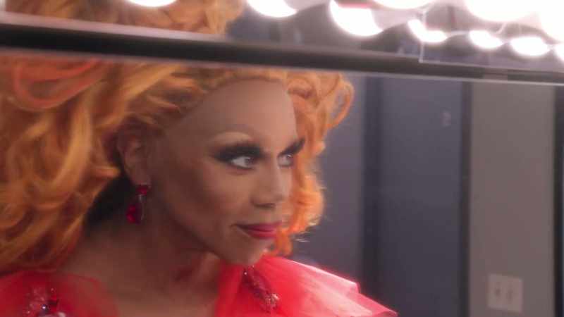 Attention, all queens. All queens to be on stage in half an hour
