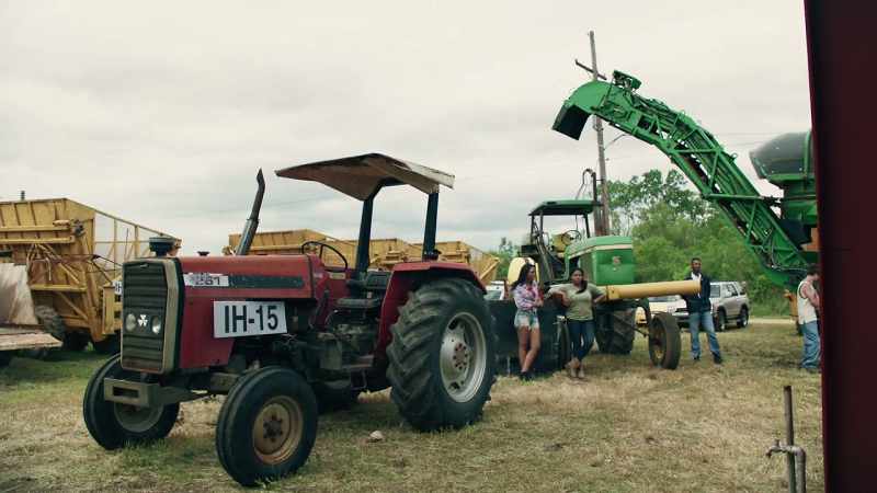 Auctioneer: Oh, boy, you talk about