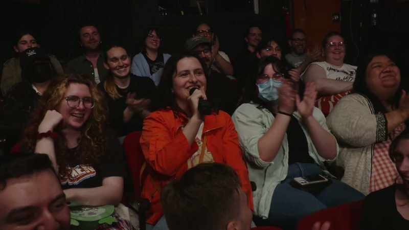 (audience cheering and applauding)