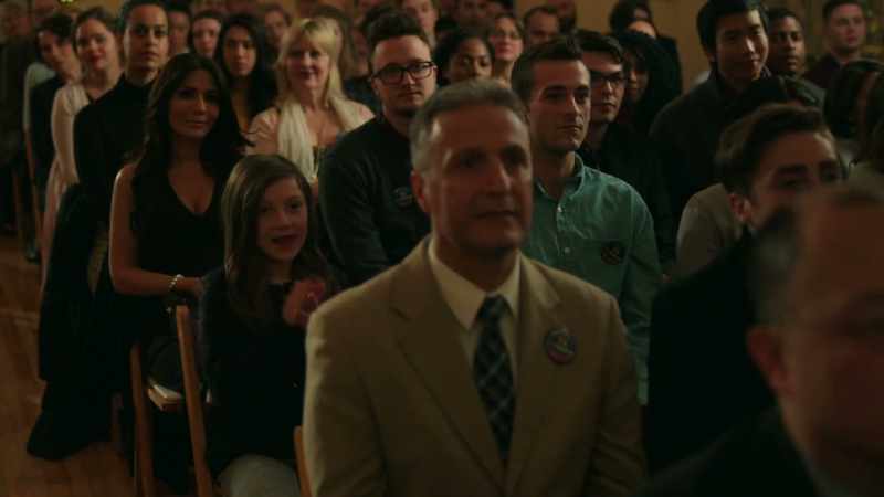 (AUDIENCE CHEERING)