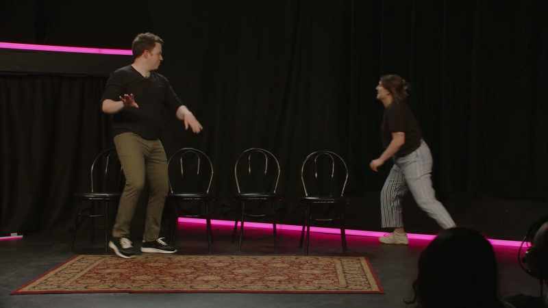 (audience laughing)