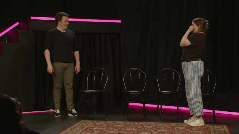 (audience laughing)