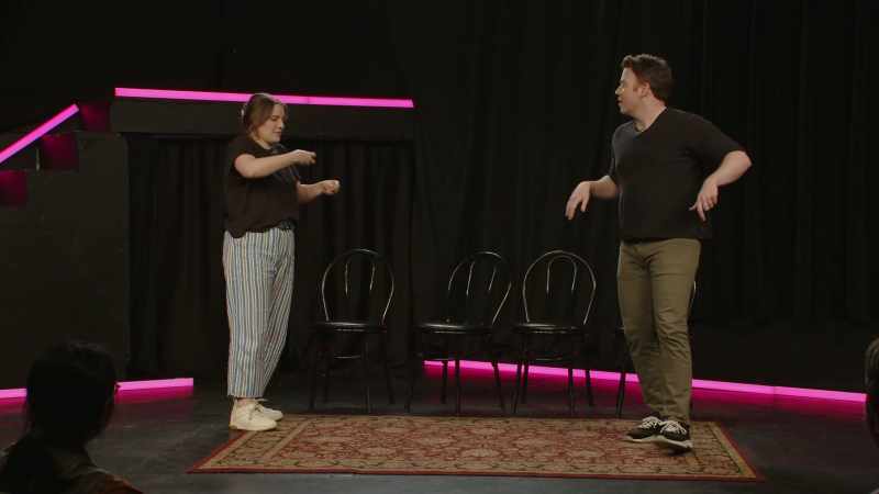 (audience laughing)