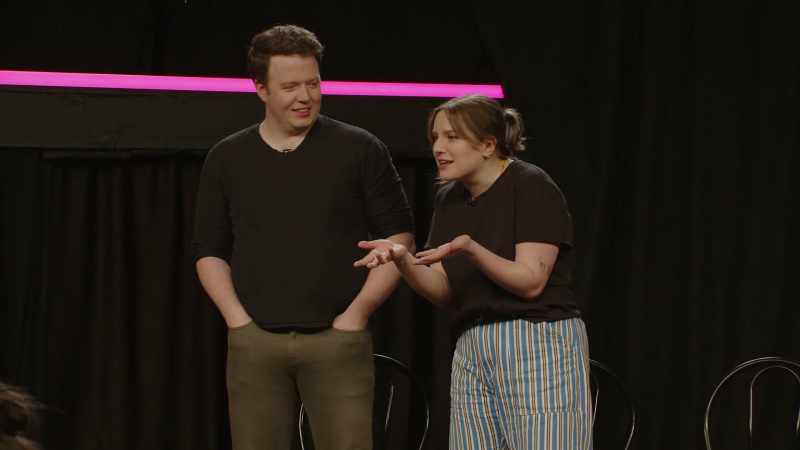 (audience laughing)