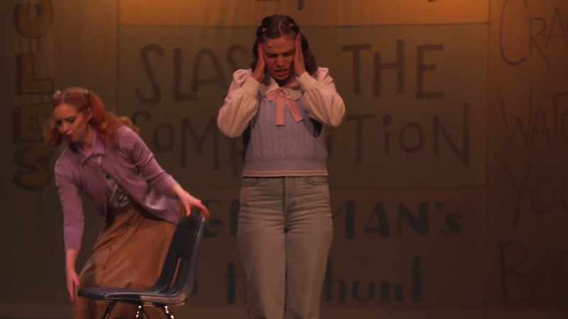 (audience laughs)