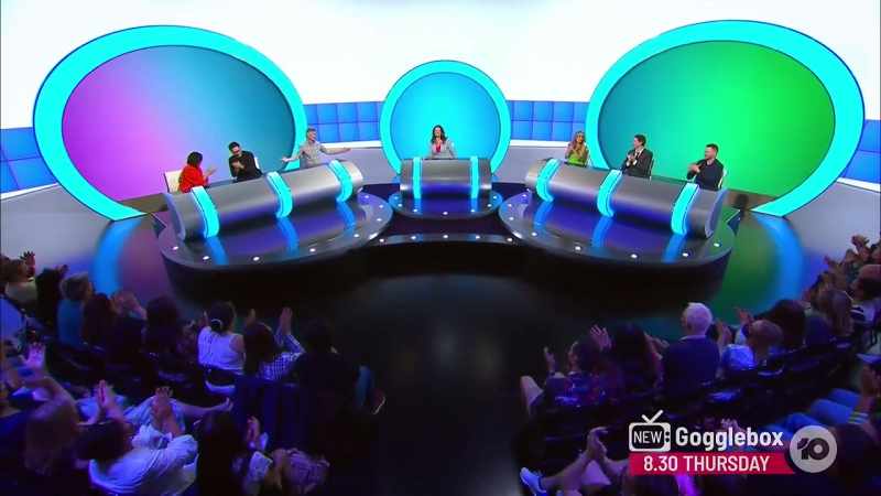 AUDIENCE MEMBER: Whoo! (APPLAUSE)