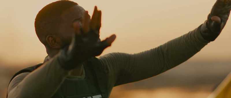 Aunty! Drop your weapon!