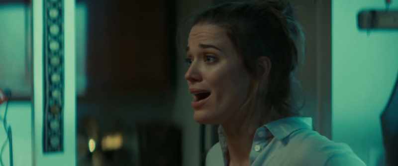 Ava. -No way! I'm not going home!