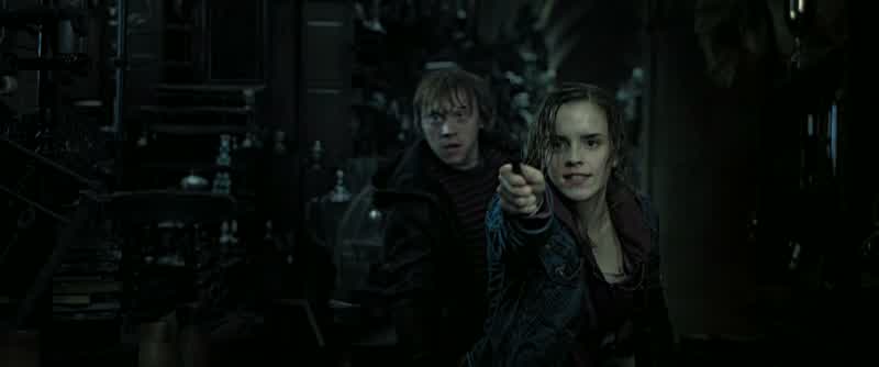 Avada KedavraStupefyYELLSRON That's my girlfriend you numpties