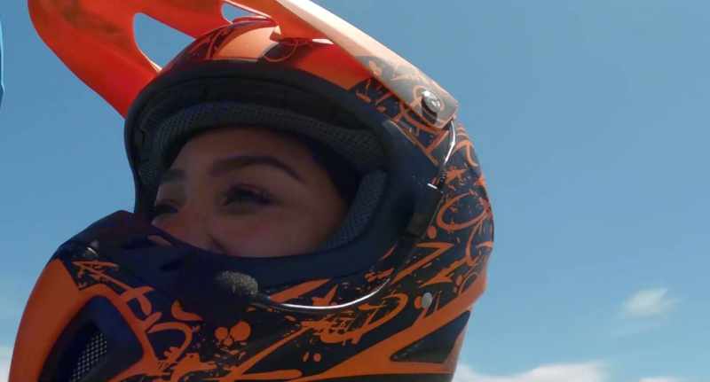Babe, you're going too fast. Put your helmet on!