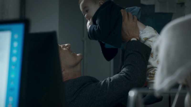 (BABY GIGGLING) Hmm? Daddy's going to die, isn't he?