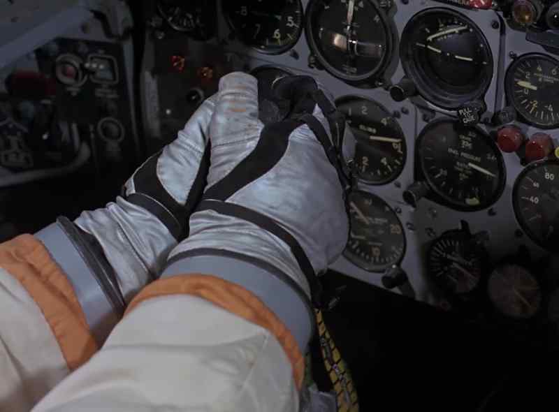Bail-out altitude is 4, 000