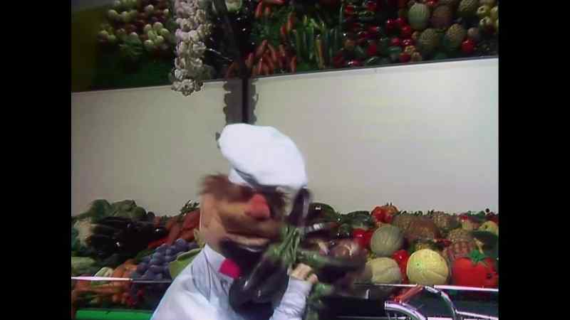 �� ...banana... banana... ♪