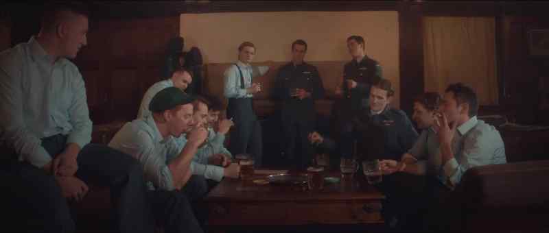 [bar music]