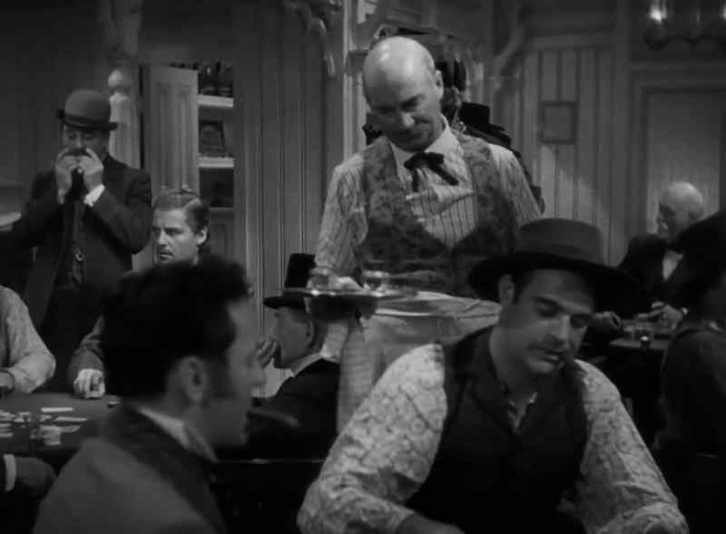 Barkeep, bring me an applejack, will ya? Yes, sir