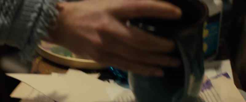 �� Beat me down again ♪ ♪ It started like a drum that ♪ ♪ Beat me down again ♪