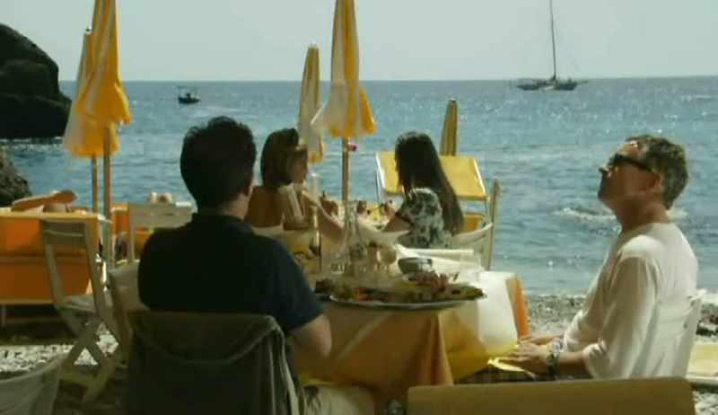 Beautiful here, isn't it, eh? La dolce vita