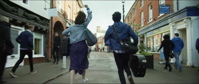 �� Because she loves you ♪