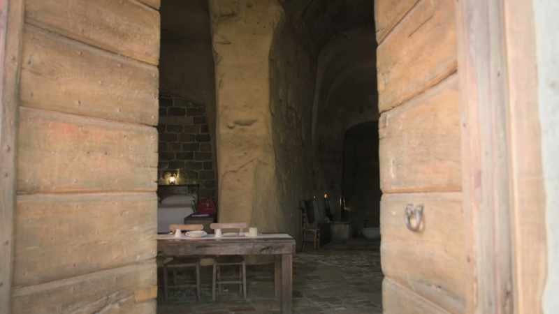 Because we would like that our guests could jump into the past