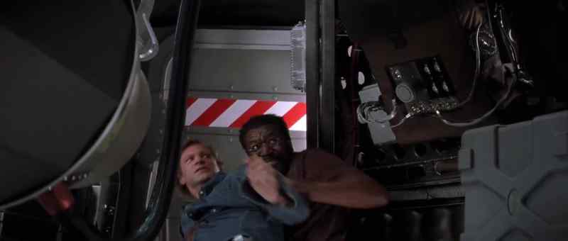 Beck! Beck! Override the ejection system!