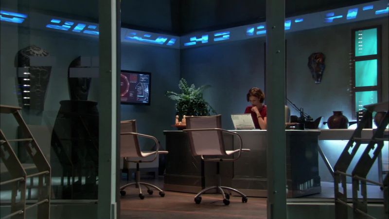 Beckett.' Elizabeth
