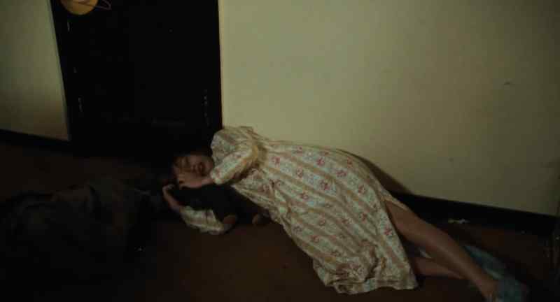 Bed, the bed, cover your head
