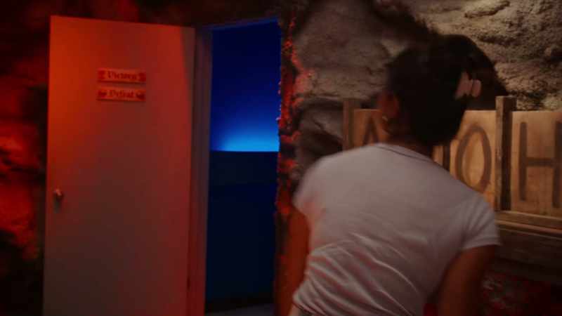 (beeps) - (door clanks)