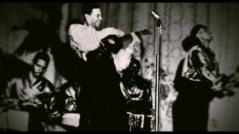 �� Before we came to America ♪