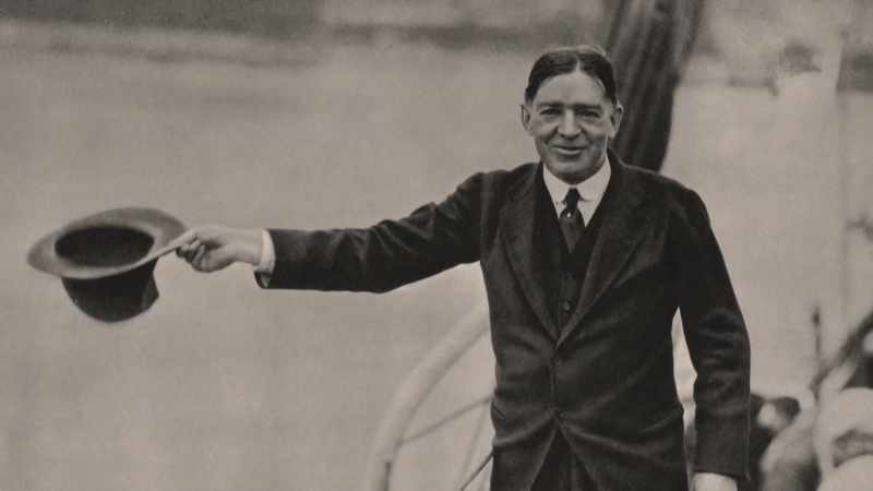 Before they could set off Shackleton