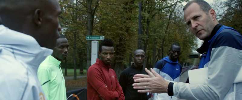 Behind those two runners will be two more runners