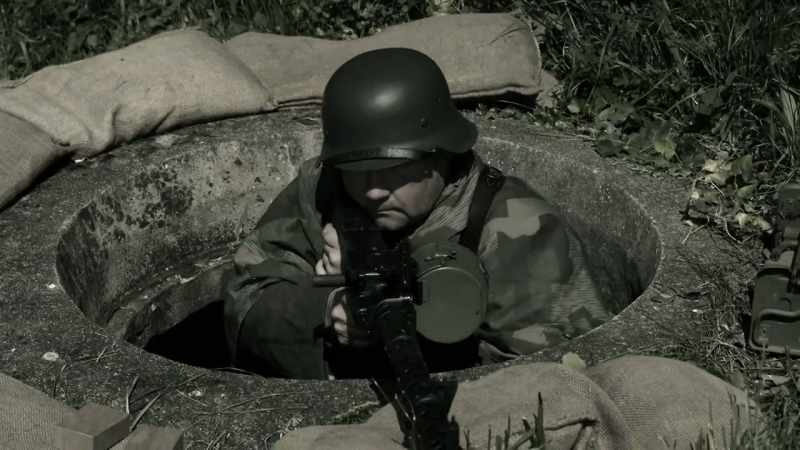 Bell: It's got machine gun positions