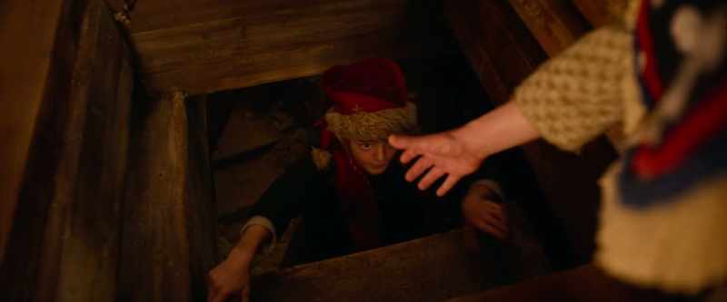 [bell ringing in rhythm] -Give me your hand