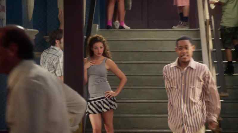 ( bell rings )