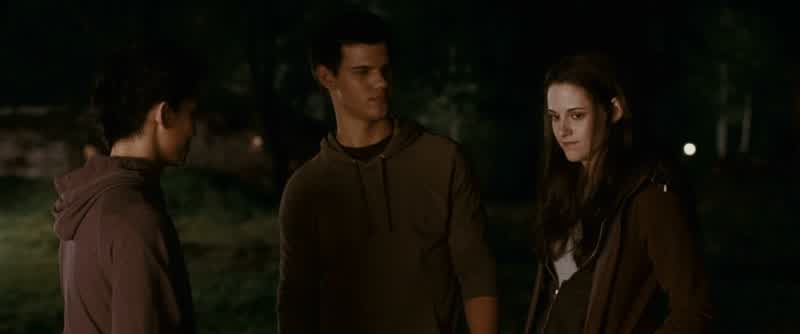 Bella this is Seth Clearwater Leah's brotherHi Newest member of the packNewest Bestest BrightestAnd slowest
