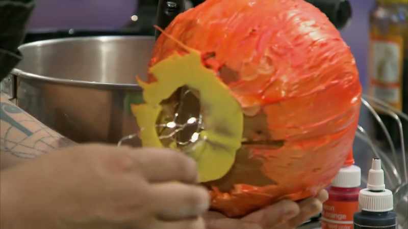 [Ben] Traditionally, a jack-o'-lantern is a pumpkin that is carved